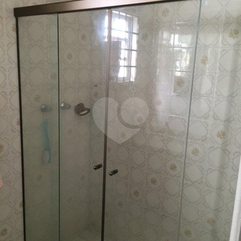 Casa à venda com 4 quartos, sendo 1 suíte, em Jardim das Laranjeiras, São Paulo, SP