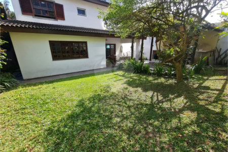 Sobrado à venda com 4 quartos, sendo 1 suíte, em Granja Julieta, São Paulo, SP
