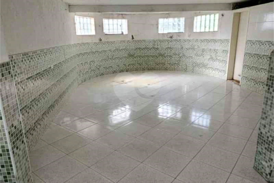Casa à venda com 3 suítes no condomínio Quinta de Santo Antônio, São Paulo - SP