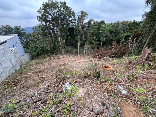 Terreno à venda no condomínio Parque Suiça, Caieiras - SP