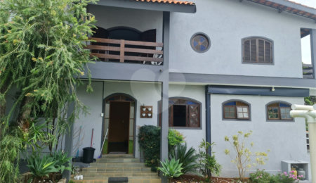 Sobrado para alugar com 3 quartos, sendo 2 suítes, em Jardim Paulista, Atibaia, SP