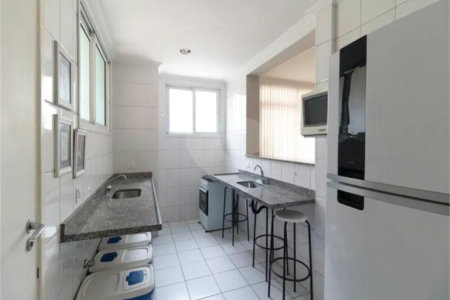 Apartamento à venda com 3 quartos, sendo 1 suíte, em Vila Mariana, São Paulo, SP