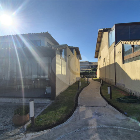 Casa em condomínio à venda com 3 quartos, sendo 2 suítes, em Geribá, Armação dos Búzios, RJ