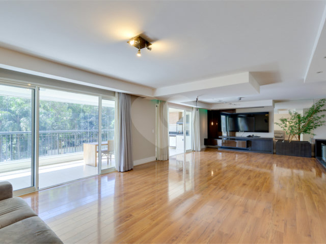 Apartamento para alugar com 4 suítes em Alto da Boa Vista, São Paulo, SP
