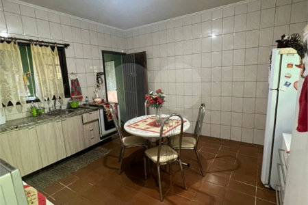 Casa à venda com 3 quartos, sendo 1 suíte,  em Mogi Moderno, Mogi das Cruzes, SP