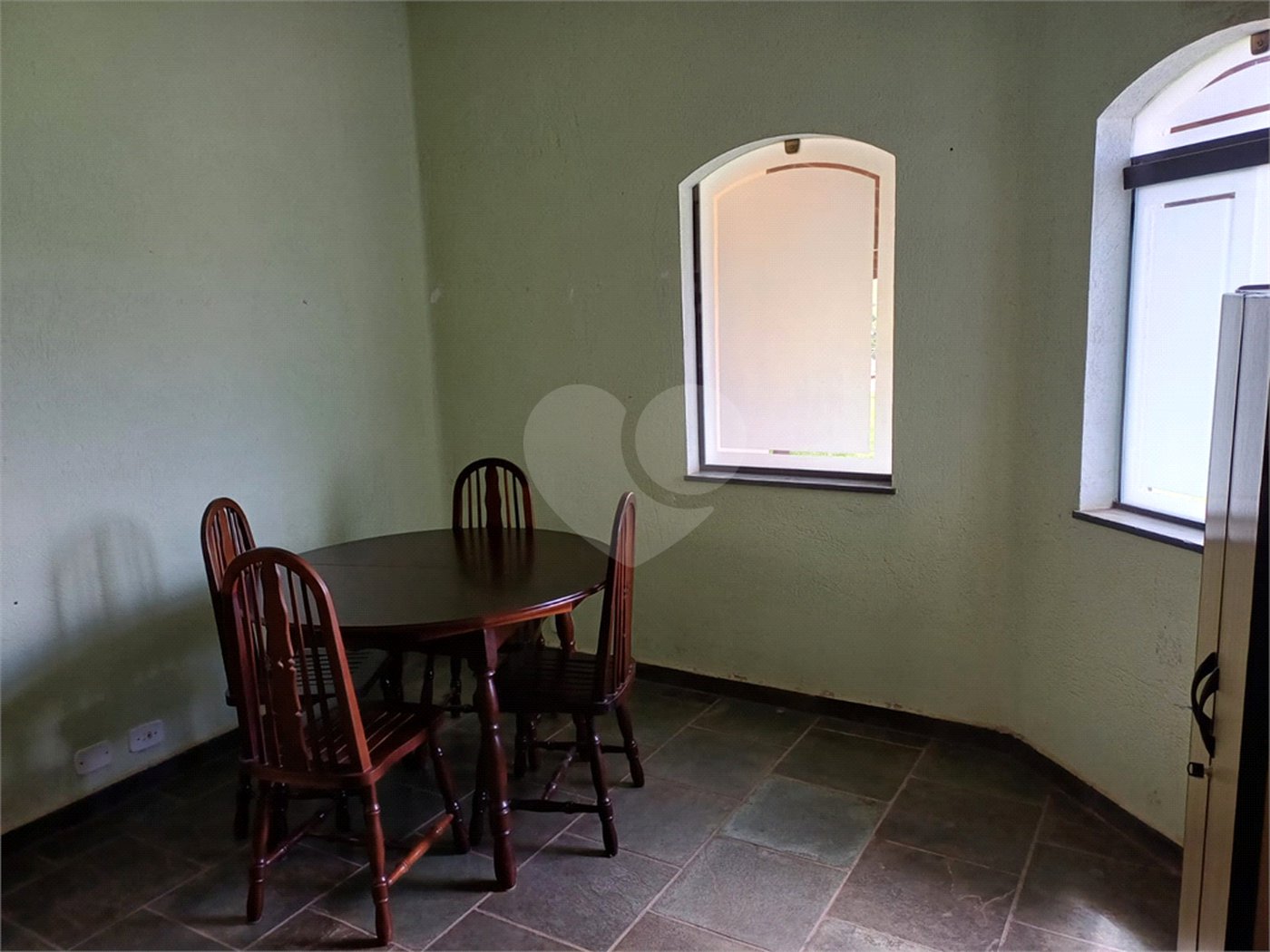 Casa à venda com 3 quartos, sendo 1 suíte, em Alpes D'ouro, Bom Jesus dos Perdões, SP