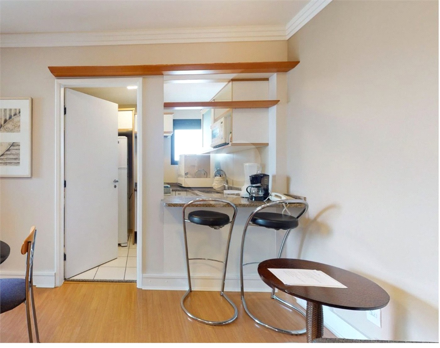 Apartamento à venda ou para alugar com 2 quartos, sendo 1 suíte,  em Paraíso, São Paulo, SP