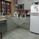 Sobrado à venda com 3 quartos, sendo 1 suíte,  em Jardim Guairaca, São Paulo, SP