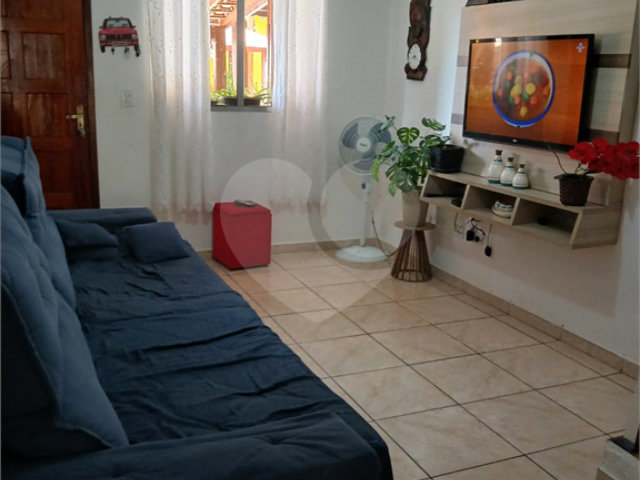 Casa à venda com 2 quartos no condomínio Residencial Armênia, Ferraz de Vasconcelos - SP