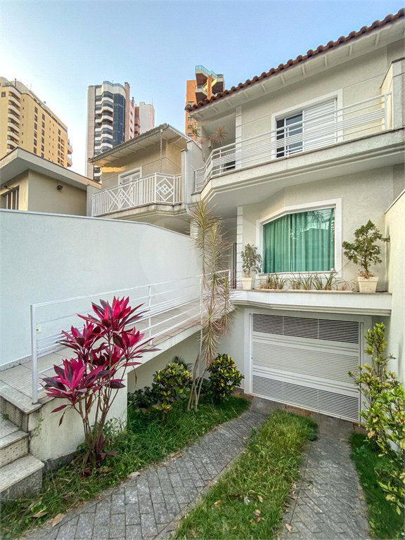 Sobrado à venda com 4 suítes em Santana, São Paulo, SP