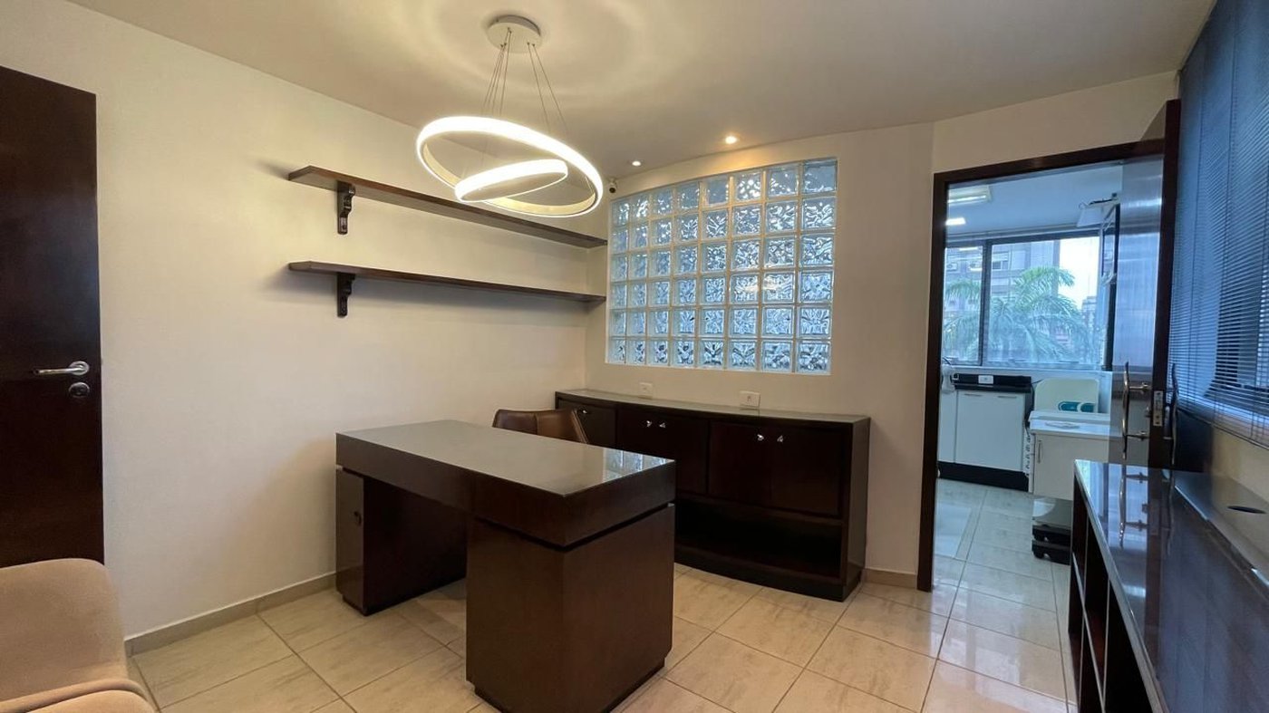 Sala à venda, 72 m² por R$ 640.000,00 - Gonzaga - Santos/SP