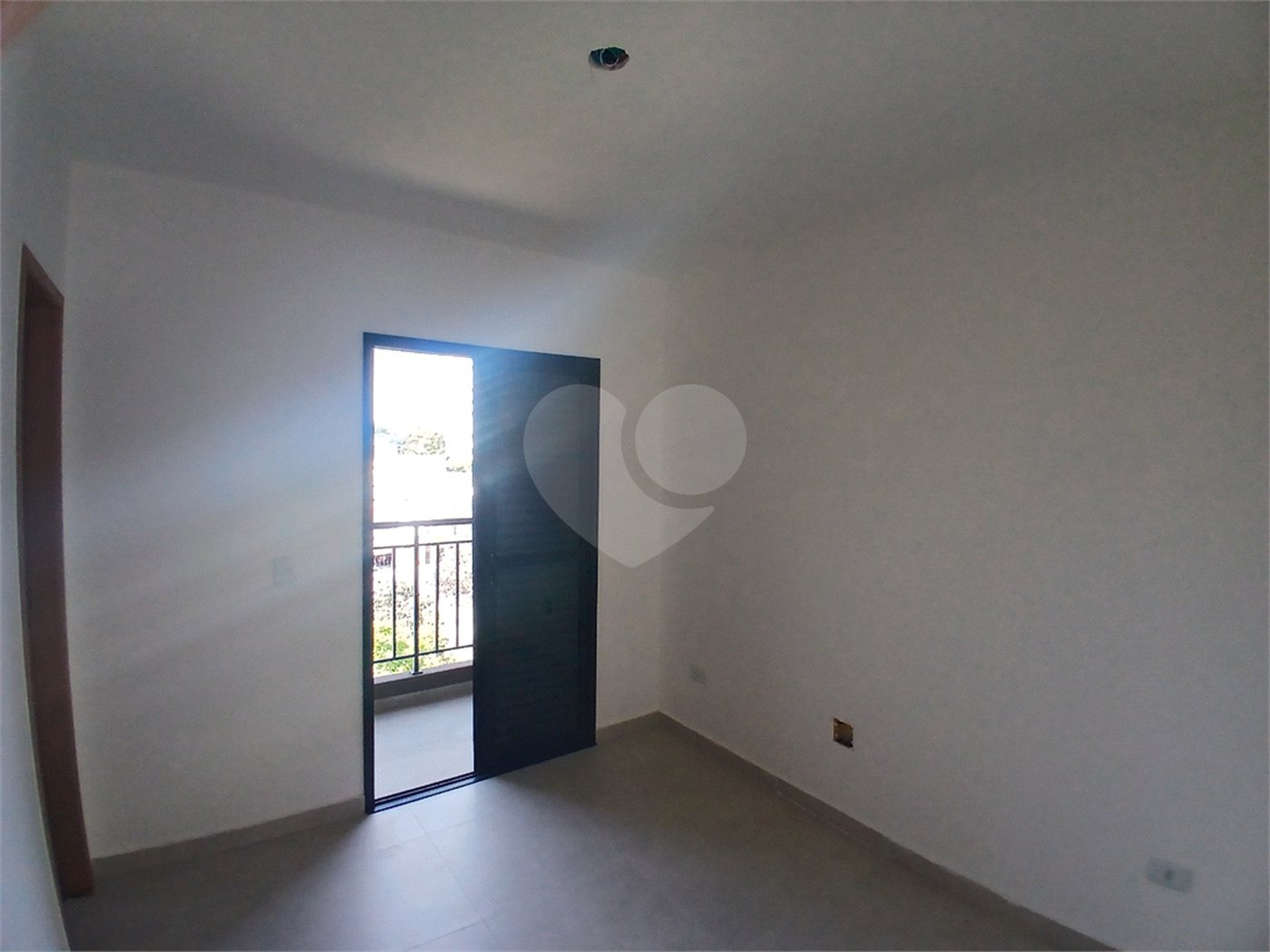 Casa à venda com 2 quartos no condomínio Sintra, São Paulo - SP