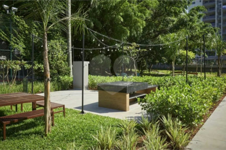 Apartamento à venda com 2 suítes em Santo Amaro, São Paulo, SP