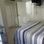 Casa à venda com 3 quartos, sendo 1 suíte, no condomínio Village St. Louis, São Paulo - SP