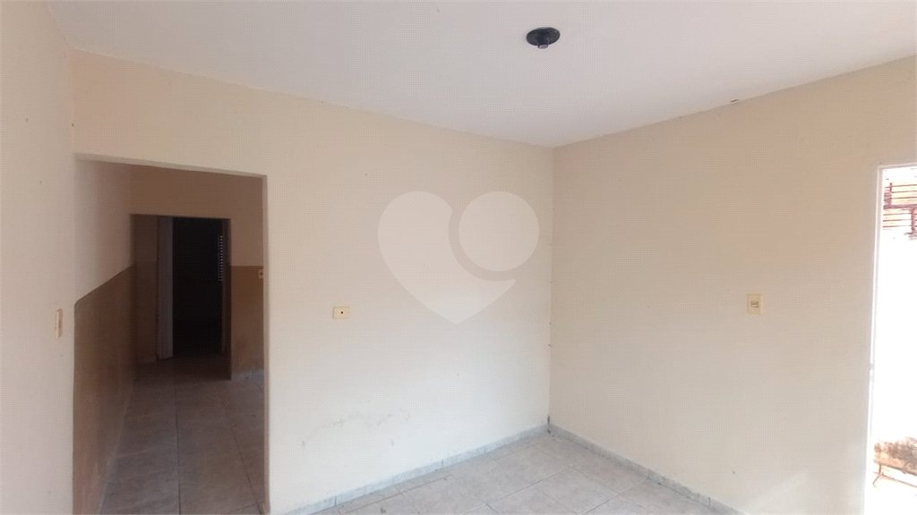 Casa à venda com 1 quarto em Jardim Maricota, Itapetininga, SP