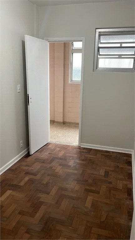 Apartamento à venda com 3 quartos, sendo 1 suíte, em Lapa, São Paulo, SP