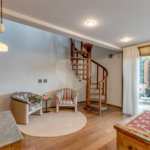 Casa à venda com 5 quartos, sendo 4 suítes, em Alto da Boa Vista, São Paulo, SP
