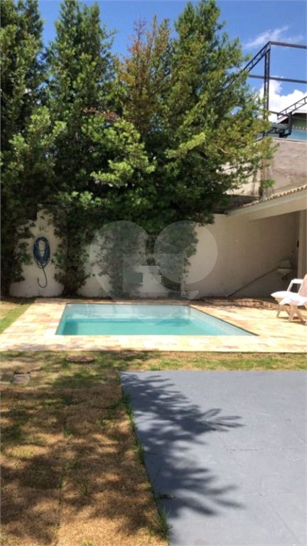 Sobrado à venda com 3 quartos, sendo 1 suíte, em Jardim Maristela, Atibaia, SP