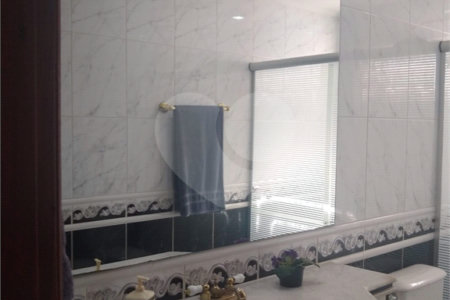 Casa à venda com 4 quartos, sendo 2 suítes, no condomínio Osato, Atibaia - SP