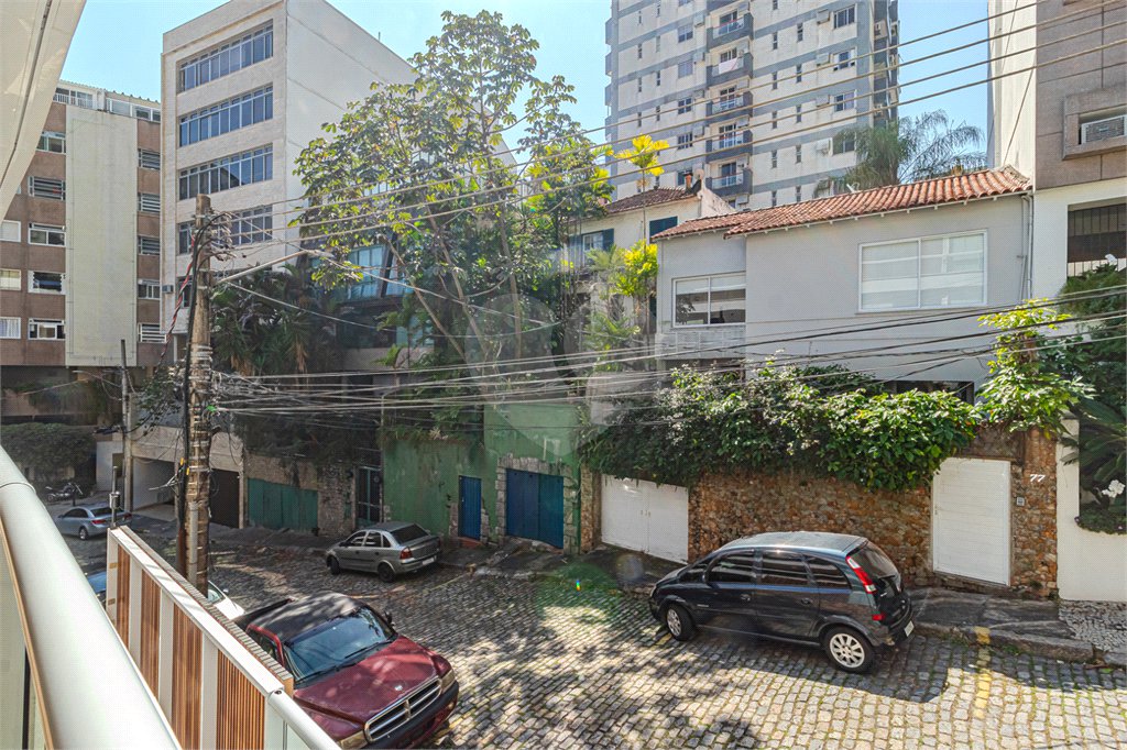 Apartamento à venda com 3 quartos, sendo 1 suíte, em Lagoa, Rio de Janeiro, RJ