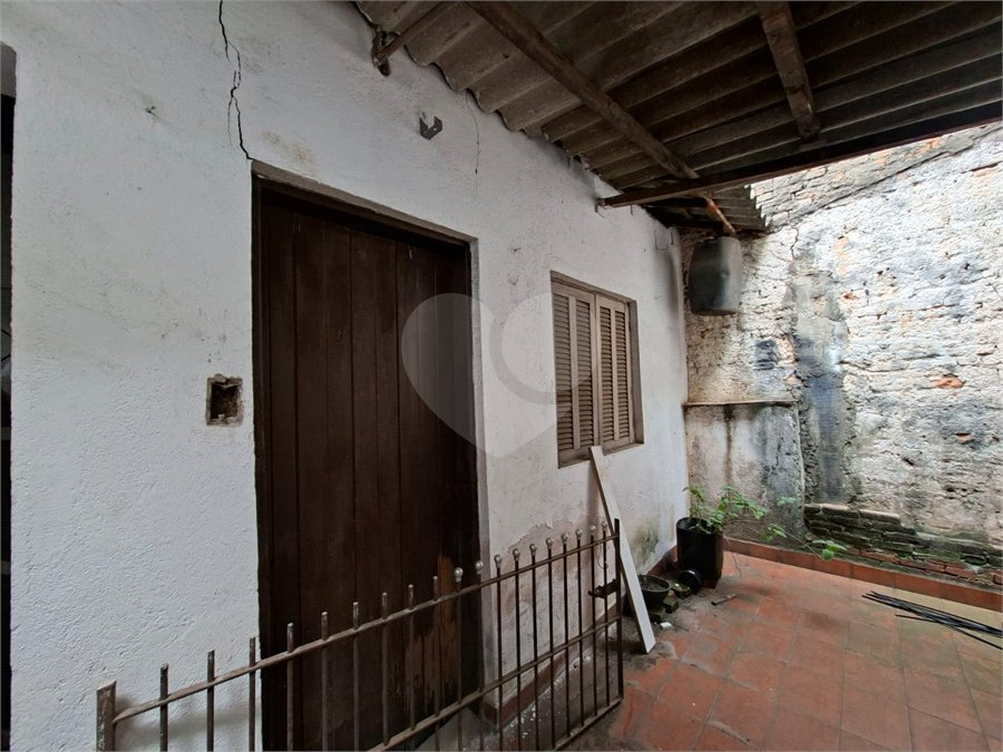 Casa à venda com 2 quartos, sendo 1 suíte, em Vila Galvão, Guarulhos, SP