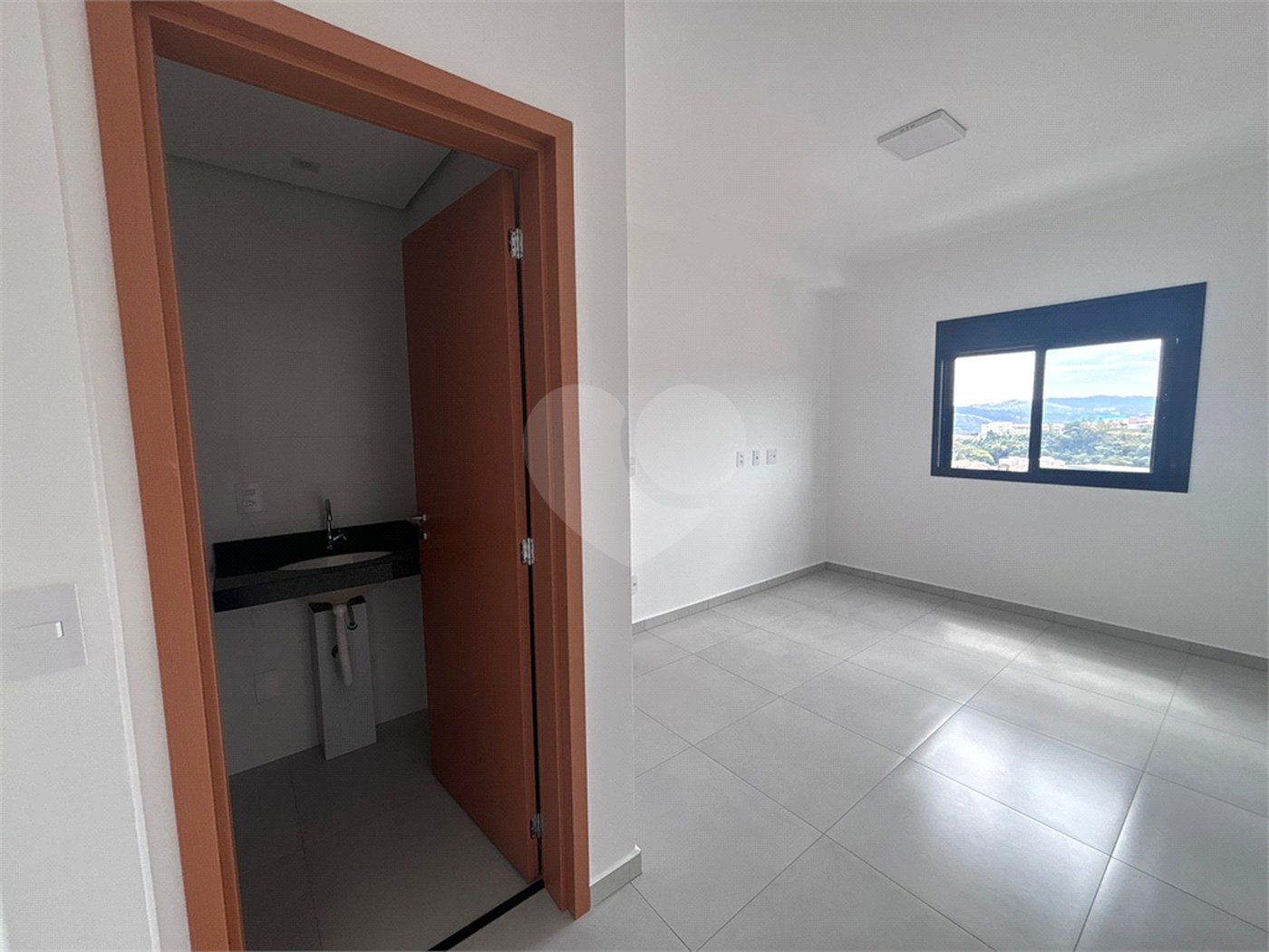 Apartamento à venda com 1 suíte em Atibaia Jardim, Atibaia, SP