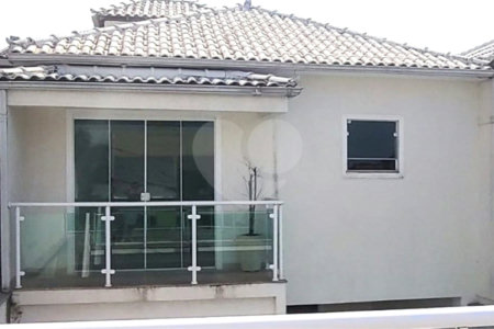 Casa à venda com 3 quartos, sendo 1 suíte, em Campo Grande, Rio de Janeiro, RJ