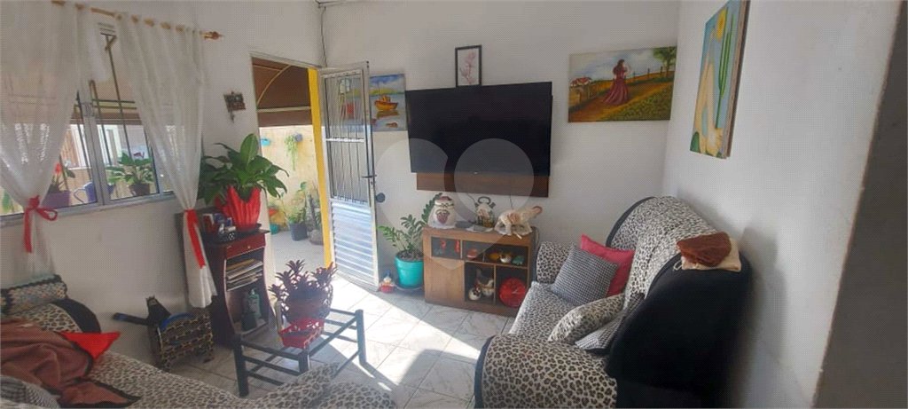 Casa Térrea à venda com 3 quartos em Terra Preta (terra Preta), Mairiporã, SP