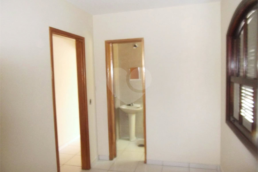 Sobrado à venda com 4 quartos, sendo 2 suítes, em Imirim, São Paulo, SP