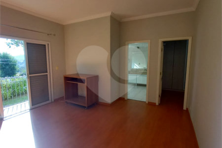 Casa à venda com 5 quartos, sendo 3 suítes, no condomínio Vinhas da Vista Alegre - Lado Sede, Vinhedo - SP