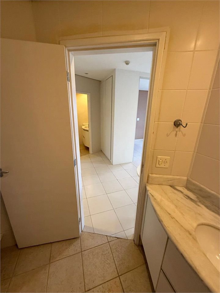 Sala Comercial à venda, Boqueirão, Santos - SA0020.