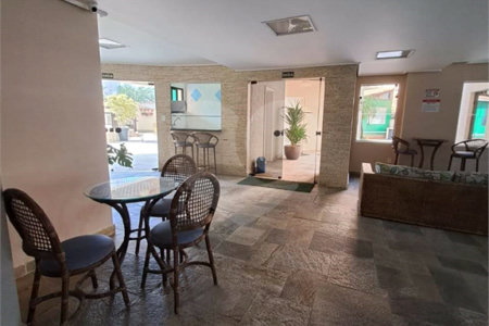 Apartamento à venda com 3 quartos, sendo 1 suíte,  em Enseada, Guarujá, SP