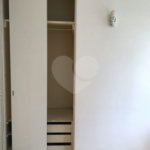 Apartamento à venda com 3 quartos, sendo 1 suíte, em Jardim Parque Morumbi, São Paulo, SP