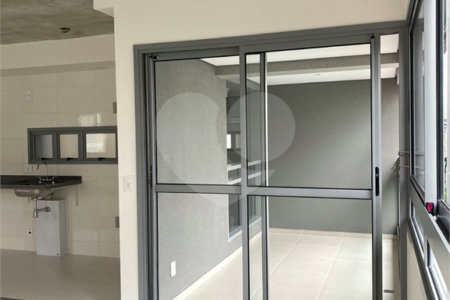 Apartamento à venda com 2 quartos, sendo 1 suíte, em Perdizes, São Paulo, SP
