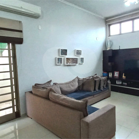 Casa Térrea à venda com 3 quartos, sendo 1 suíte, em Ribeirânia, Ribeirão Preto, SP