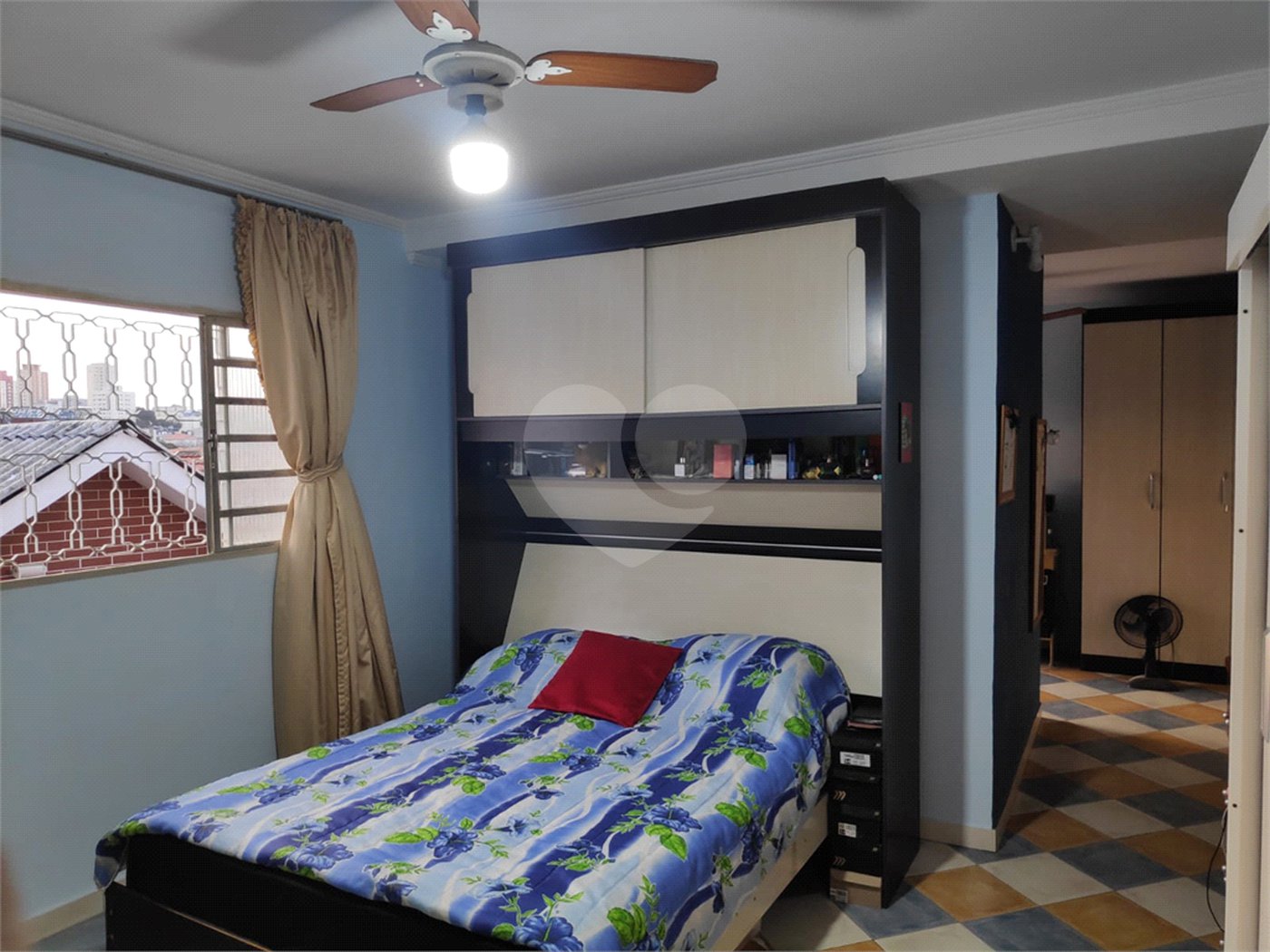 Casa à venda com 3 quartos, sendo 1 suíte, em Vila Nivi, São Paulo, SP