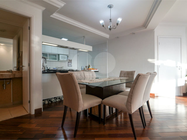 Apartamento à venda com 3 quartos, sendo 1 suíte,  em Jabaquara, São Paulo, SP