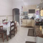 Casa à venda com 4 quartos, sendo 3 suítes, em Jardim Vila Galvão, Guarulhos, SP