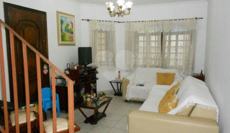 Sobrado à venda com 3 quartos, sendo 2 suítes,  em Vila Aurora (zona Norte), São Paulo, SP