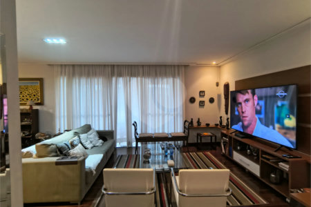 Apartamento à venda com 4 quartos, sendo 1 suíte, em Jardim Caravelas, São Paulo, SP
