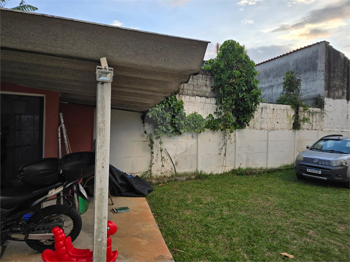 Casa à venda com 2 quartos, sendo 1 suíte, em Ressaca, Atibaia, SP