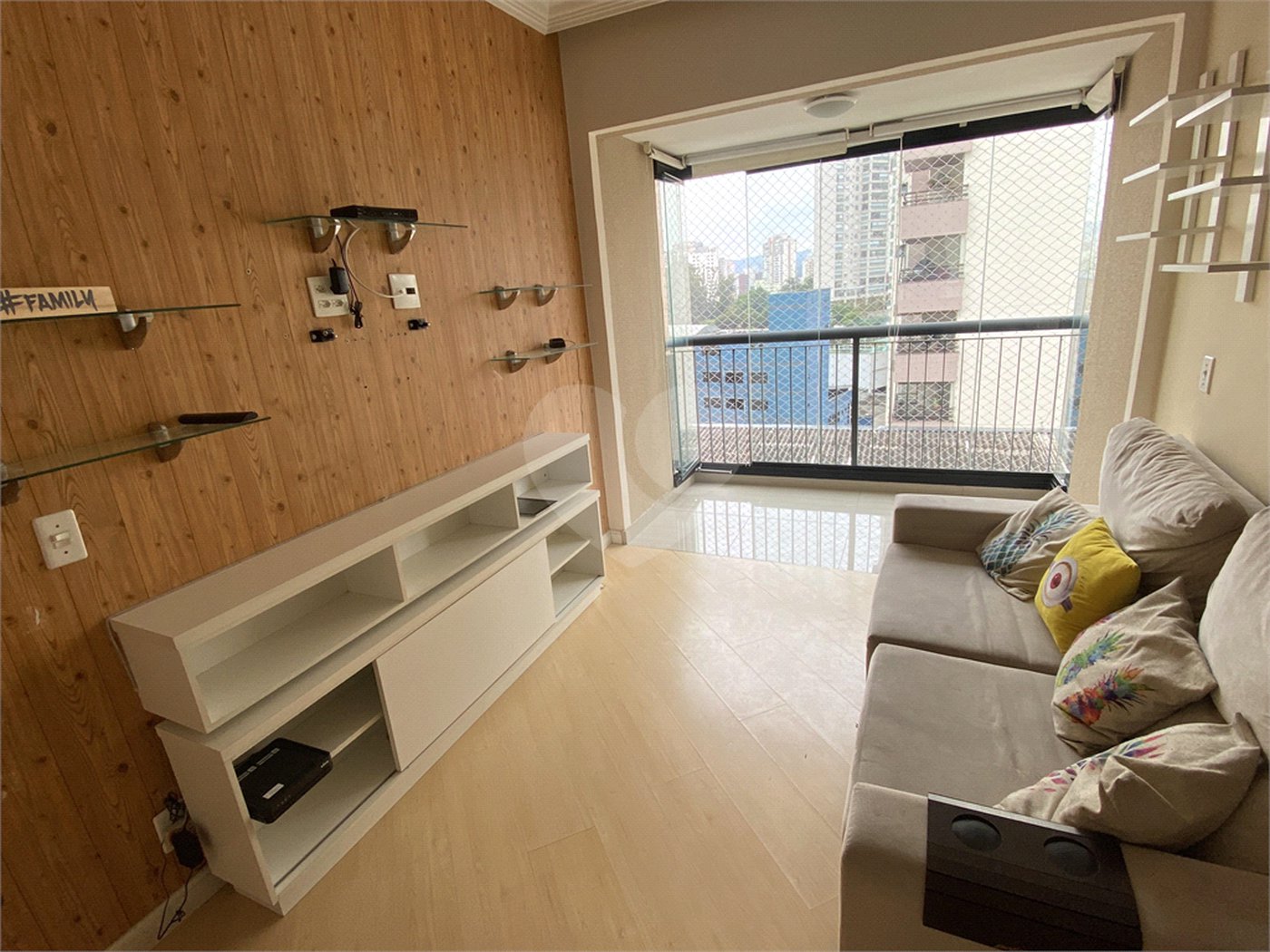 Apartamento para alugar com 2 quartos, sendo 1 suíte, em Santana, São Paulo, SP