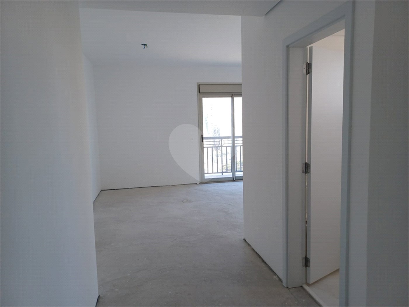 Apartamento à venda com 4 suítes em Real Parque, São Paulo, SP