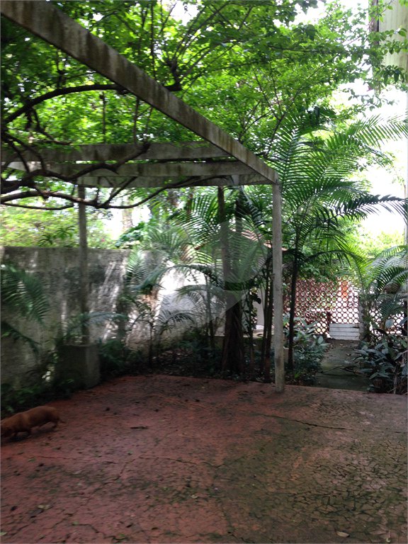 Casa à venda com 4 quartos, sendo 1 suíte,  em Jardim Petrópolis, São Paulo, SP