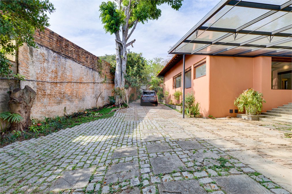 Casa Térrea à venda com 3 quartos, sendo 1 suíte, em Jardim Petrópolis, São Paulo, SP