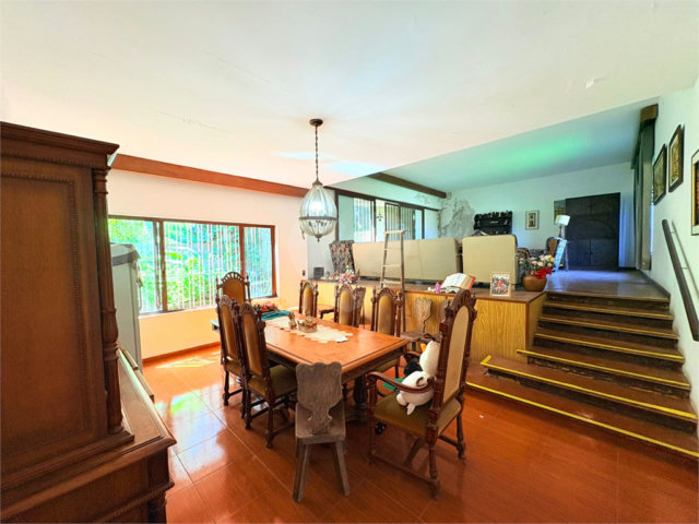 Casa Térrea à venda com 3 quartos, sendo 1 suíte,  em Jardim Floresta, São Paulo, SP