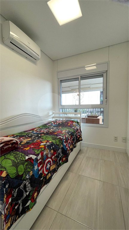 Apartamento à venda com 4 quartos, sendo 2 suítes, em Pinheiros, São Paulo, SP