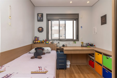 Apartamento à venda com 4 quartos, sendo 2 suítes, em Jardim Prudência, São Paulo, SP