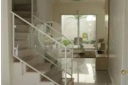 Casa à venda com 3 suítes no condomínio Villaggio Della Hípica, São Paulo - SP
