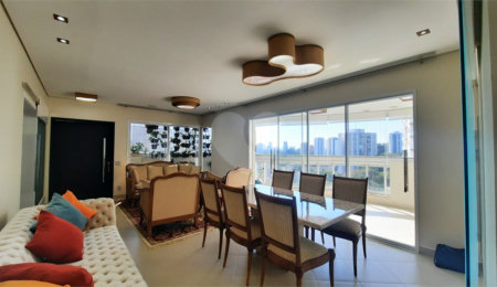 Apartamento à venda com 3 suítes em Jardim Marajoara, São Paulo, SP